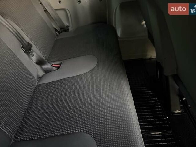 Опель Виваро, объемом двигателя 2 л и пробегом 287 тыс. км за 13950 $, фото 119 на Automoto.ua