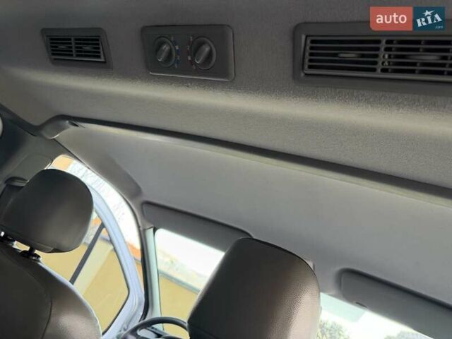 Опель Виваро, объемом двигателя 2 л и пробегом 287 тыс. км за 13950 $, фото 51 на Automoto.ua