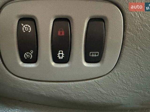 Опель Виваро, объемом двигателя 2 л и пробегом 287 тыс. км за 13950 $, фото 88 на Automoto.ua