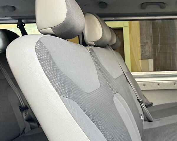 Опель Виваро, объемом двигателя 2 л и пробегом 287 тыс. км за 13950 $, фото 47 на Automoto.ua