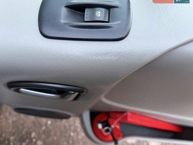 Опель Виваро, объемом двигателя 2 л и пробегом 287 тыс. км за 13950 $, фото 130 на Automoto.ua