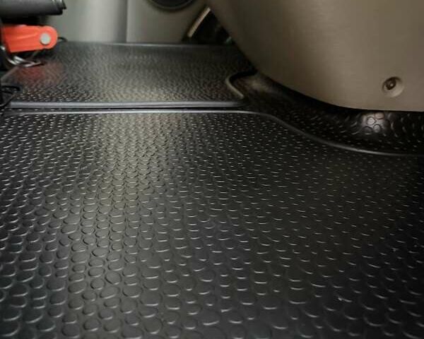 Опель Виваро, объемом двигателя 2 л и пробегом 287 тыс. км за 13950 $, фото 137 на Automoto.ua