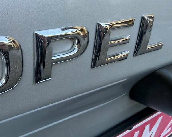 Опель Виваро, объемом двигателя 2 л и пробегом 287 тыс. км за 13950 $, фото 21 на Automoto.ua