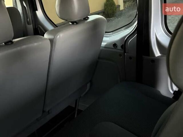 Опель Виваро, объемом двигателя 2 л и пробегом 287 тыс. км за 13950 $, фото 102 на Automoto.ua