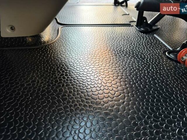 Опель Виваро, объемом двигателя 2 л и пробегом 287 тыс. км за 13950 $, фото 40 на Automoto.ua