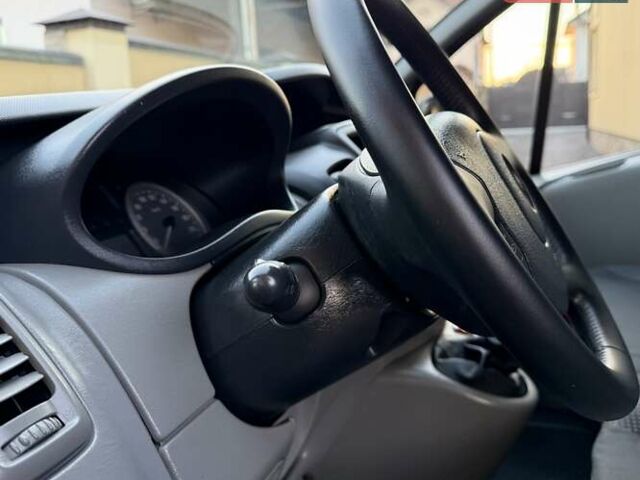 Опель Виваро, объемом двигателя 2 л и пробегом 287 тыс. км за 13950 $, фото 93 на Automoto.ua