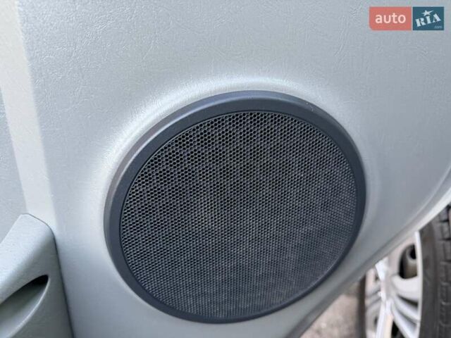 Опель Виваро, объемом двигателя 2 л и пробегом 287 тыс. км за 13950 $, фото 68 на Automoto.ua