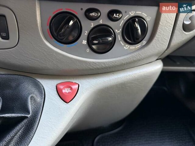 Опель Виваро, объемом двигателя 2 л и пробегом 287 тыс. км за 13950 $, фото 89 на Automoto.ua