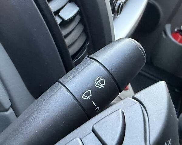 Опель Виваро, объемом двигателя 2 л и пробегом 287 тыс. км за 13950 $, фото 81 на Automoto.ua