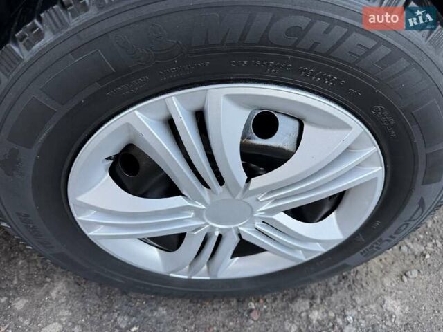 Опель Виваро, объемом двигателя 2 л и пробегом 287 тыс. км за 13950 $, фото 32 на Automoto.ua