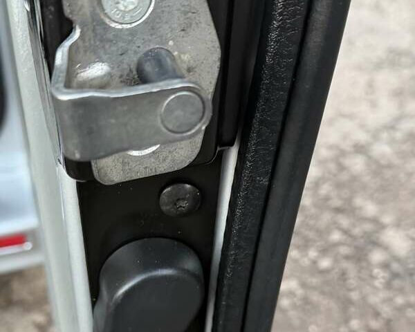 Опель Виваро, объемом двигателя 2 л и пробегом 287 тыс. км за 13950 $, фото 98 на Automoto.ua