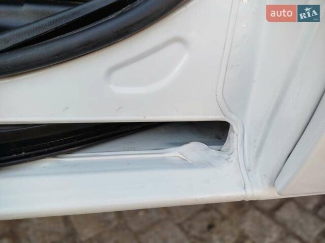 Опель Віваро, об'ємом двигуна 2 л та пробігом 259 тис. км за 13950 $, фото 6 на Automoto.ua