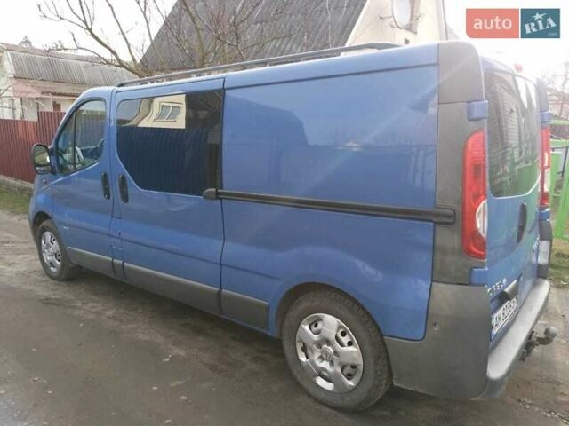 Опель Виваро, объемом двигателя 2 л и пробегом 247 тыс. км за 14500 $, фото 4 на Automoto.ua