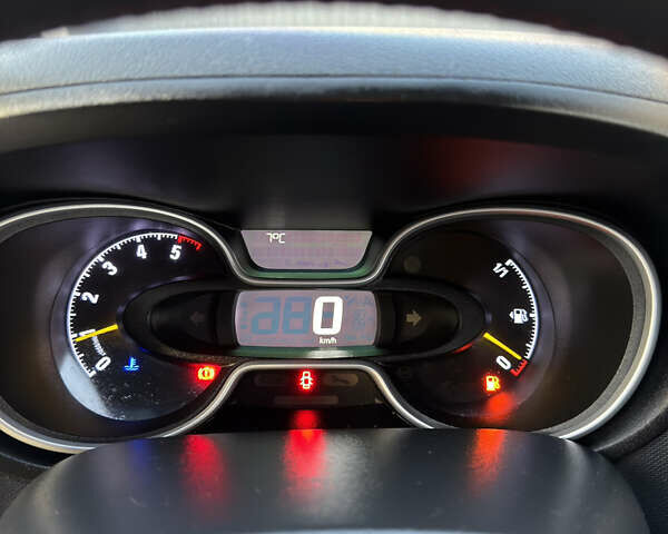 Опель Виваро, объемом двигателя 1.6 л и пробегом 146 тыс. км за 14600 $, фото 13 на Automoto.ua