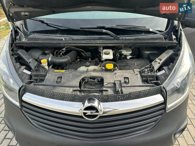 Опель Виваро, объемом двигателя 1.6 л и пробегом 310 тыс. км за 14000 $, фото 16 на Automoto.ua