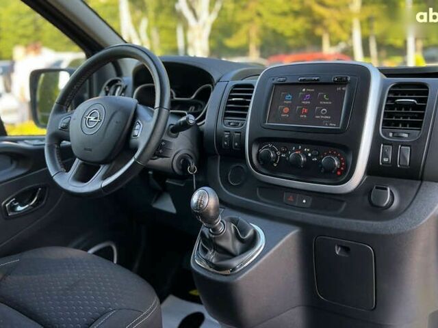 Опель Виваро, объемом двигателя 1.6 л и пробегом 270 тыс. км за 17300 $, фото 9 на Automoto.ua