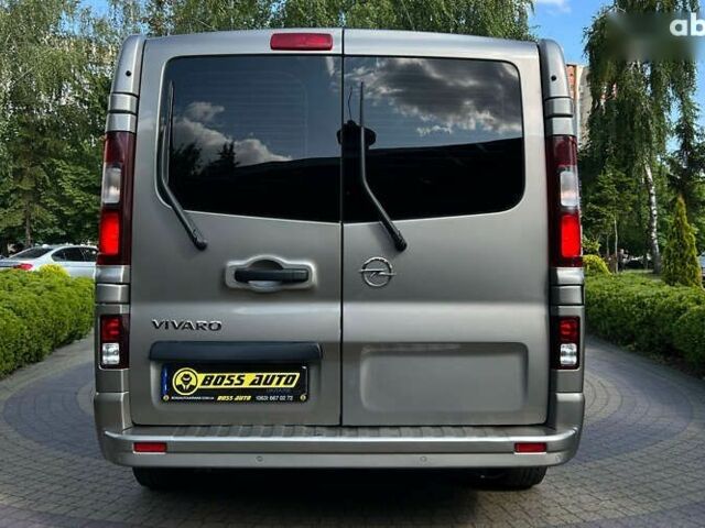 Опель Виваро, объемом двигателя 1.6 л и пробегом 249 тыс. км за 17999 $, фото 5 на Automoto.ua