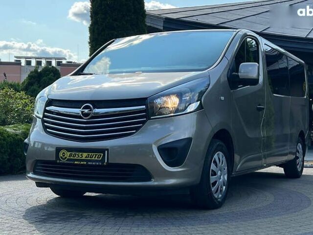 Опель Виваро, объемом двигателя 1.6 л и пробегом 249 тыс. км за 17999 $, фото 2 на Automoto.ua