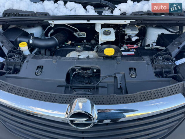 Опель Виваро, объемом двигателя 1.6 л и пробегом 250 тыс. км за 11600 $, фото 26 на Automoto.ua