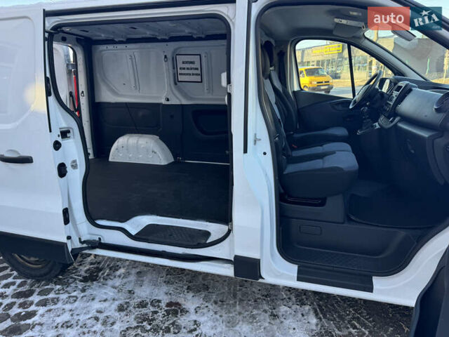 Опель Виваро, объемом двигателя 1.6 л и пробегом 250 тыс. км за 11600 $, фото 25 на Automoto.ua