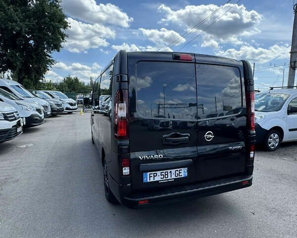 Опель Виваро, объемом двигателя 1.6 л и пробегом 165 тыс. км за 19700 $, фото 4 на Automoto.ua