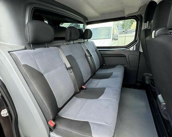 Опель Виваро, объемом двигателя 1.6 л и пробегом 165 тыс. км за 19700 $, фото 27 на Automoto.ua