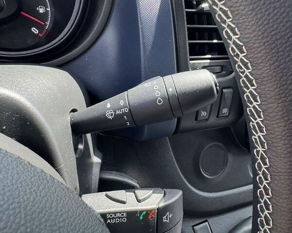 Опель Виваро, объемом двигателя 1.6 л и пробегом 165 тыс. км за 19700 $, фото 19 на Automoto.ua