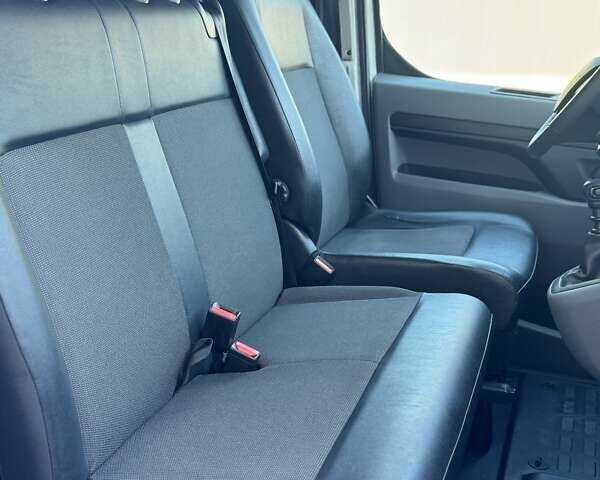 Опель Виваро, объемом двигателя 2 л и пробегом 224 тыс. км за 18300 $, фото 18 на Automoto.ua