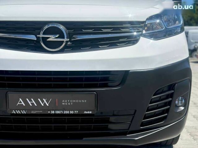 Опель Виваро, объемом двигателя 1.5 л и пробегом 82 тыс. км за 19900 $, фото 3 на Automoto.ua