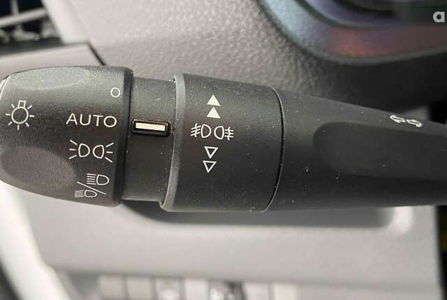 Опель Виваро, объемом двигателя 2 л и пробегом 168 тыс. км за 18750 $, фото 18 на Automoto.ua