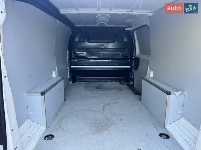 Опель Виваро, объемом двигателя 2 л и пробегом 224 тыс. км за 18300 $, фото 24 на Automoto.ua