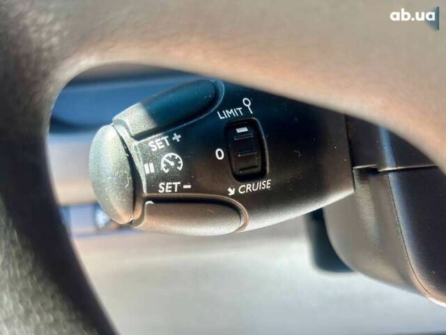 Опель Віваро, об'ємом двигуна 1.5 л та пробігом 82 тис. км за 18900 $, фото 20 на Automoto.ua