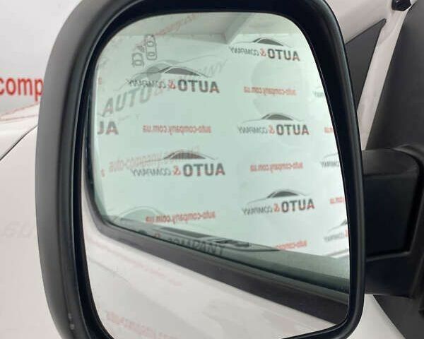 Опель Виваро, объемом двигателя 2 л и пробегом 168 тыс. км за 18750 $, фото 14 на Automoto.ua
