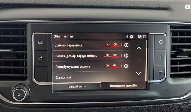 Опель Виваро, объемом двигателя 2 л и пробегом 168 тыс. км за 18750 $, фото 29 на Automoto.ua