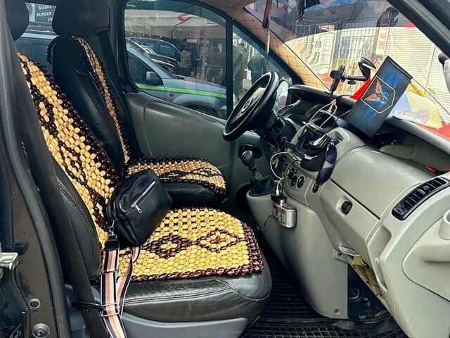 Опель Виваро, объемом двигателя 1.9 л и пробегом 750 тыс. км за 8500 $, фото 1 на Automoto.ua