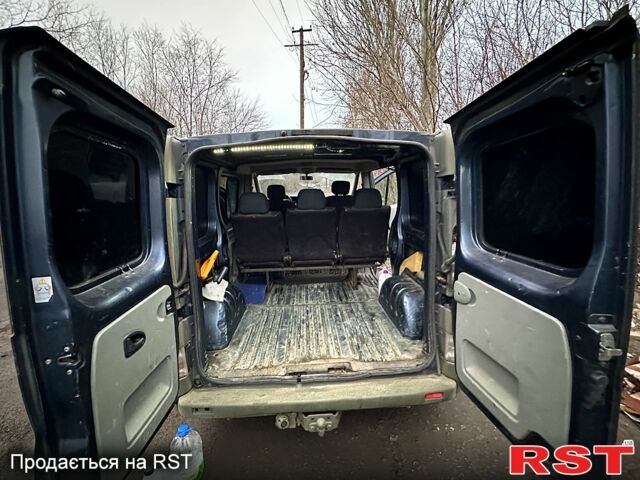 Опель Виваро, объемом двигателя 1.9 л и пробегом 426 тыс. км за 4000 $, фото 7 на Automoto.ua