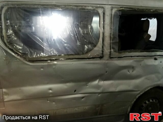 Опель Виваро, объемом двигателя 1.9 л и пробегом 0 тыс. км за 2000 $, фото 5 на Automoto.ua