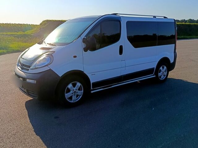 Опель Виваро, объемом двигателя 1.9 л и пробегом 372 тыс. км за 7600 $, фото 1 на Automoto.ua