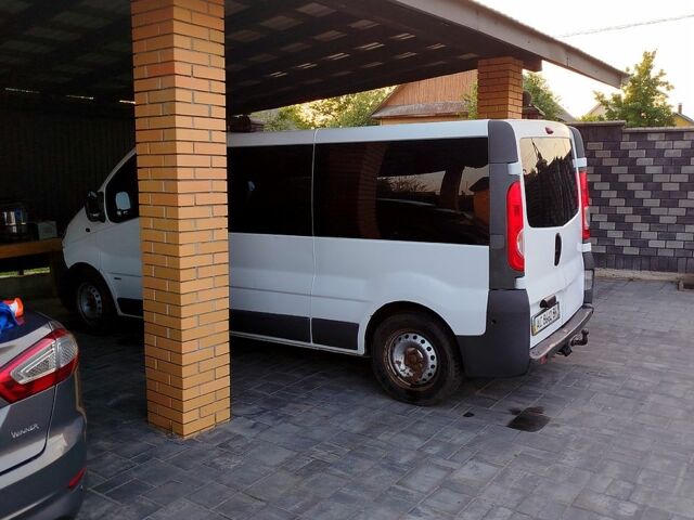 Опель Віваро, об'ємом двигуна 2.5 л та пробігом 300 тис. км за 8500 $, фото 5 на Automoto.ua