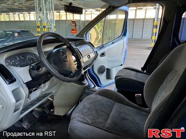 Опель Віваро, об'ємом двигуна 2.5 л та пробігом 323 тис. км за 3600 $, фото 3 на Automoto.ua