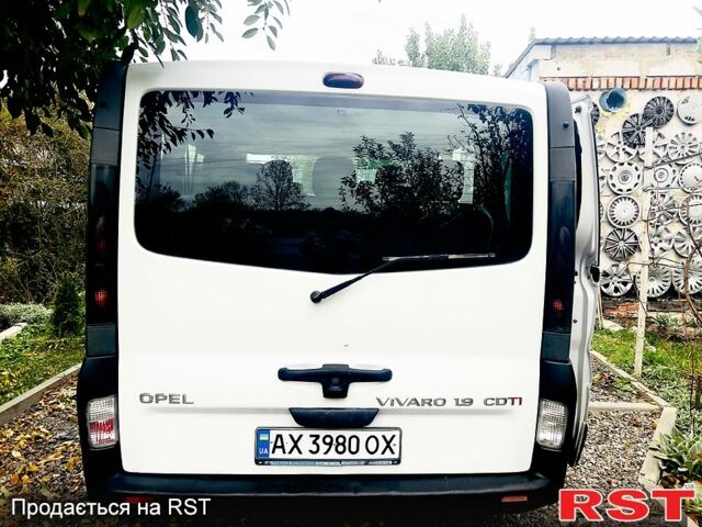 Опель Виваро, объемом двигателя 1.9 л и пробегом 260 тыс. км за 7777 $, фото 1 на Automoto.ua