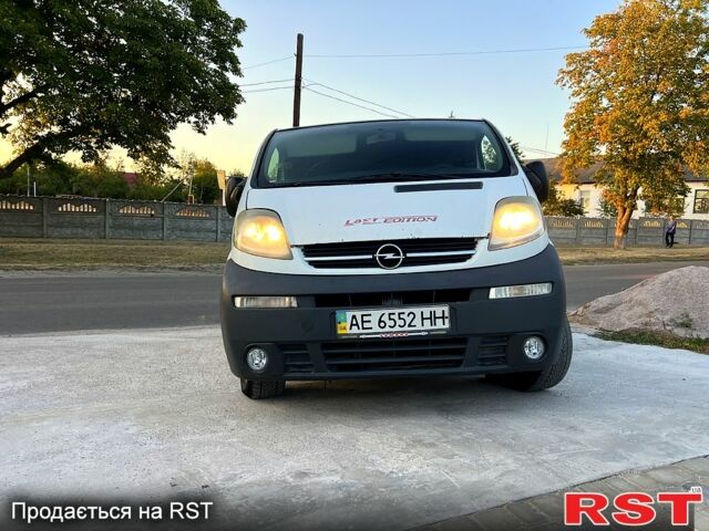 Опель Виваро, объемом двигателя 1.9 л и пробегом 350 тыс. км за 5900 $, фото 7 на Automoto.ua
