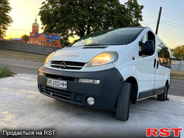 Опель Виваро, объемом двигателя 1.9 л и пробегом 350 тыс. км за 5900 $, фото 8 на Automoto.ua