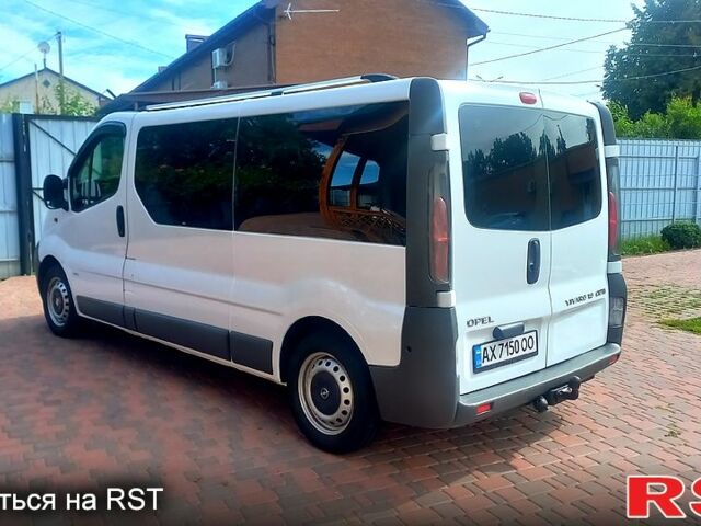 Опель Виваро, объемом двигателя 1.9 л и пробегом 320 тыс. км за 7800 $, фото 2 на Automoto.ua