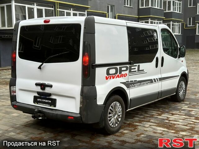Опель Виваро, объемом двигателя 2.5 л и пробегом 300 тыс. км за 6500 $, фото 5 на Automoto.ua