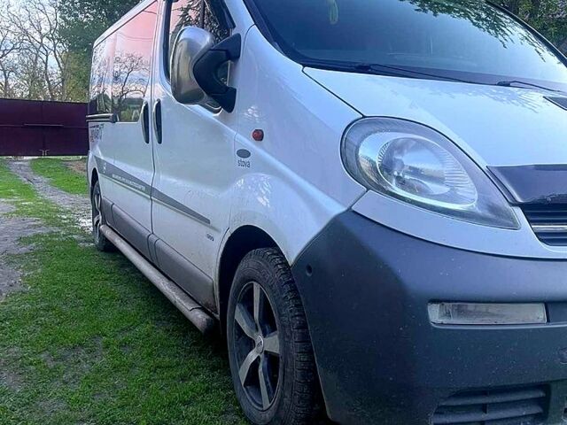 Опель Виваро, объемом двигателя 1.9 л и пробегом 450 тыс. км за 7300 $, фото 10 на Automoto.ua