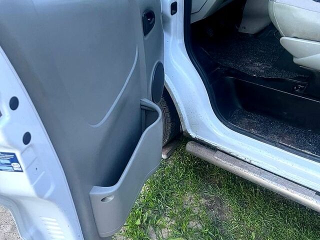 Опель Виваро, объемом двигателя 1.9 л и пробегом 450 тыс. км за 7300 $, фото 6 на Automoto.ua