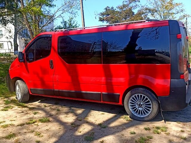Опель Виваро, объемом двигателя 1.9 л и пробегом 170 тыс. км за 9500 $, фото 5 на Automoto.ua