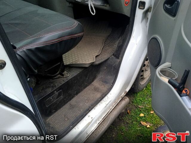 Опель Виваро, объемом двигателя 1.9 л и пробегом 0 тыс. км за 7000 $, фото 9 на Automoto.ua