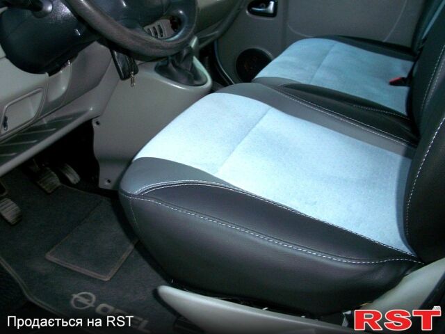Опель Виваро, объемом двигателя 2.5 л и пробегом 285 тыс. км за 13800 $, фото 13 на Automoto.ua
